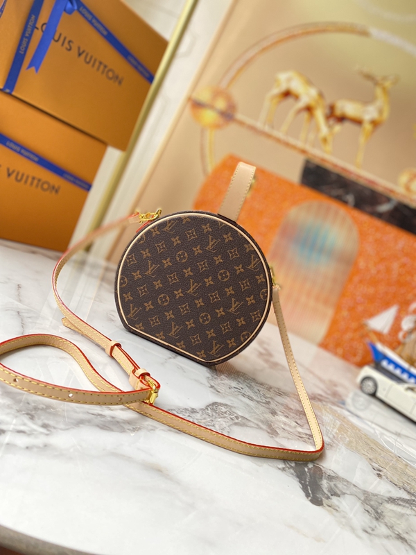 ルイヴィトンバッグ側面デザイン